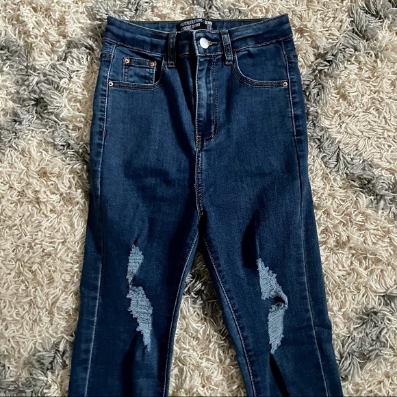 NWOT Pretty Little Thing High Waist Skinny Jean 4 - Picture 2 of 8